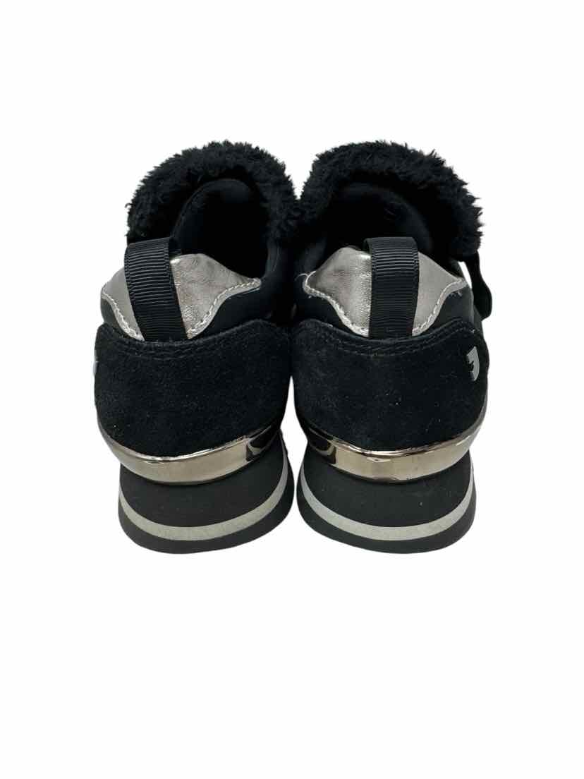 Shoe Size 6 Black Flats