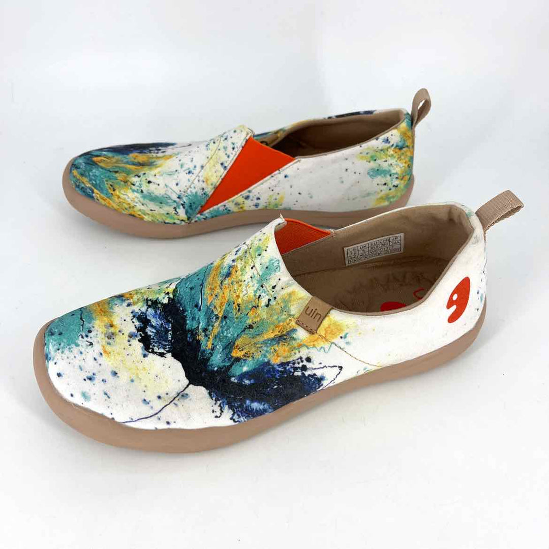 Shoe Size 7.5 White Flats