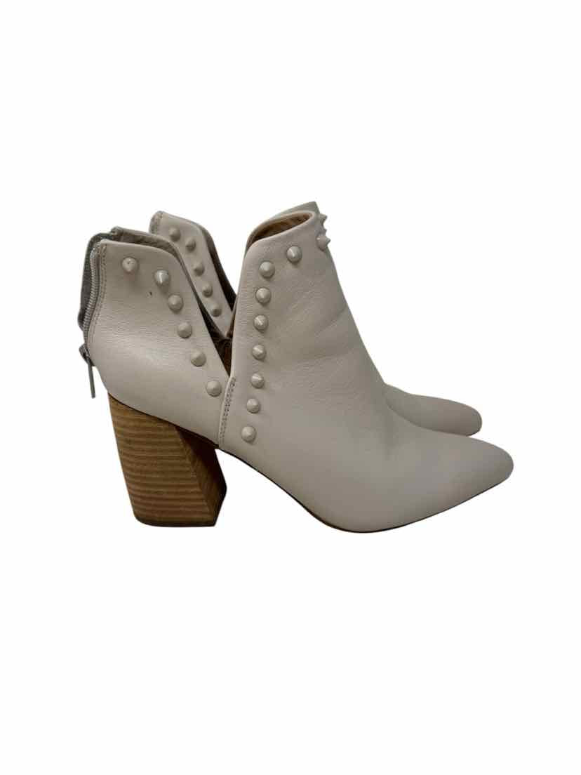 Shoe Size 8.5 Steve Madden Cream Boots