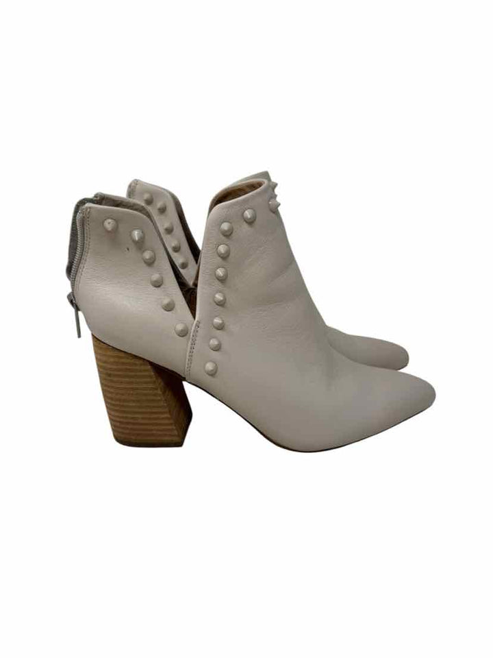 Shoe Size 8.5 Steve Madden Cream Boots