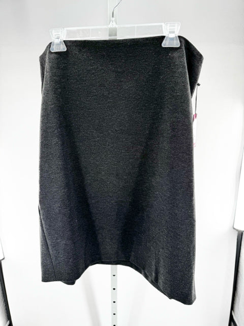 Size 2X Vince Camuto Gray Skirt