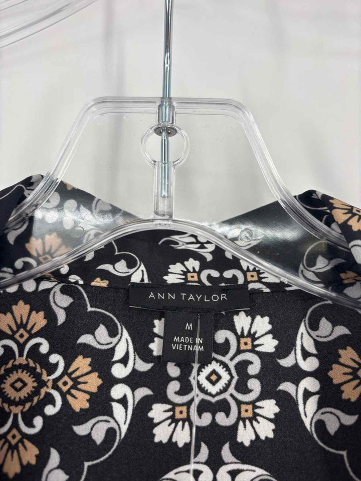 Size M Ann Taylor Black Print Shirt