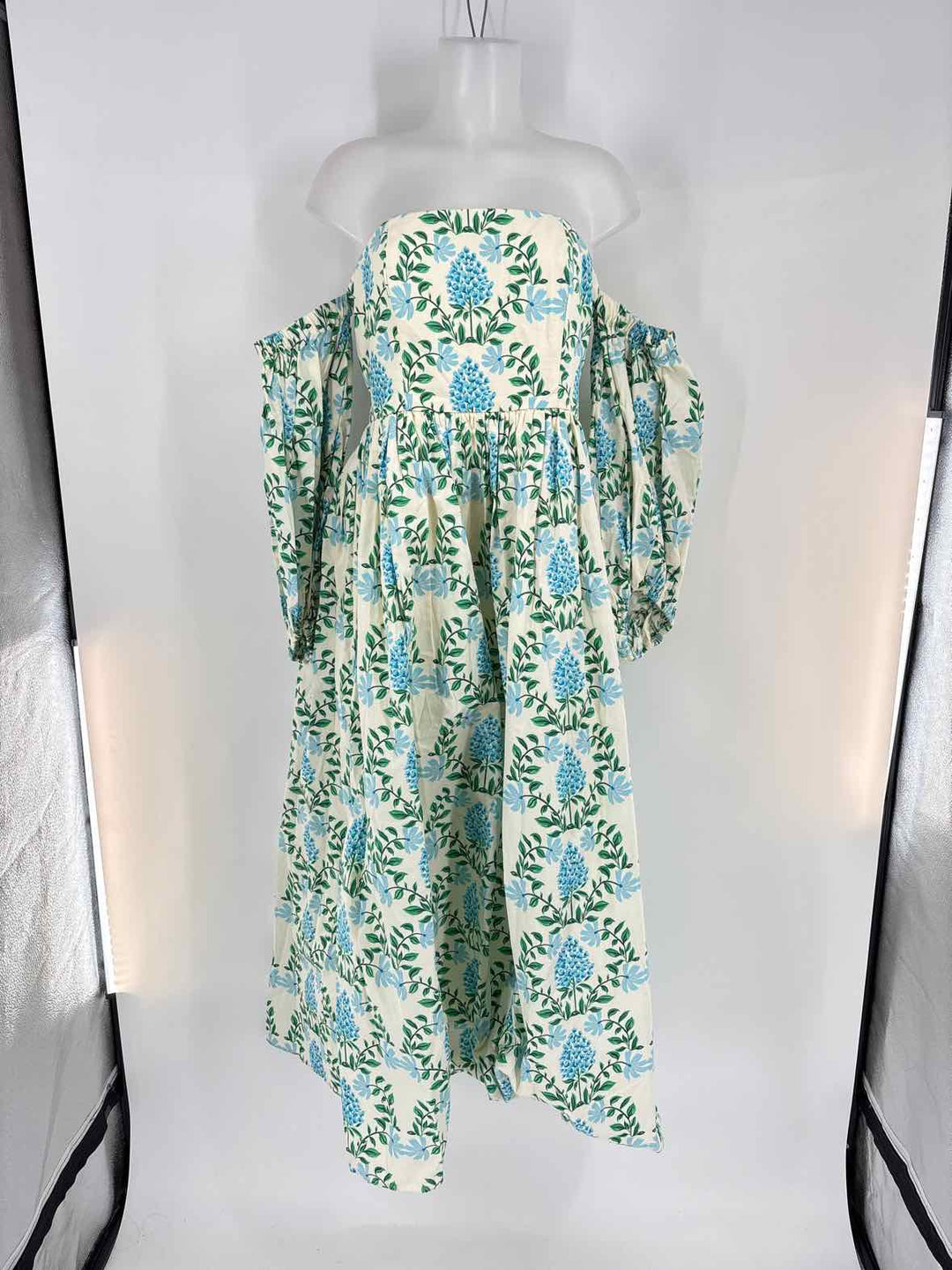 Size M Anthropologie Green Dress