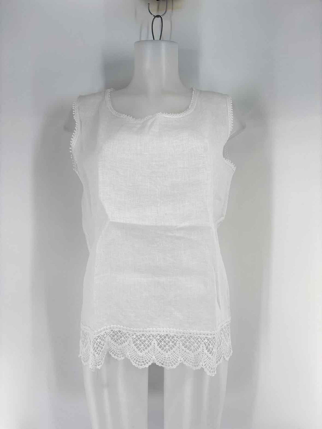 Size M White Shirt
