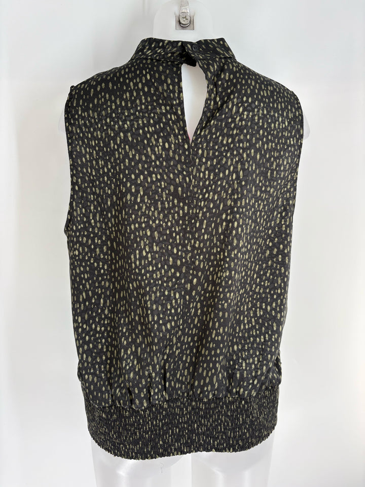 Size XL LIVERPOOL Olive Shirt