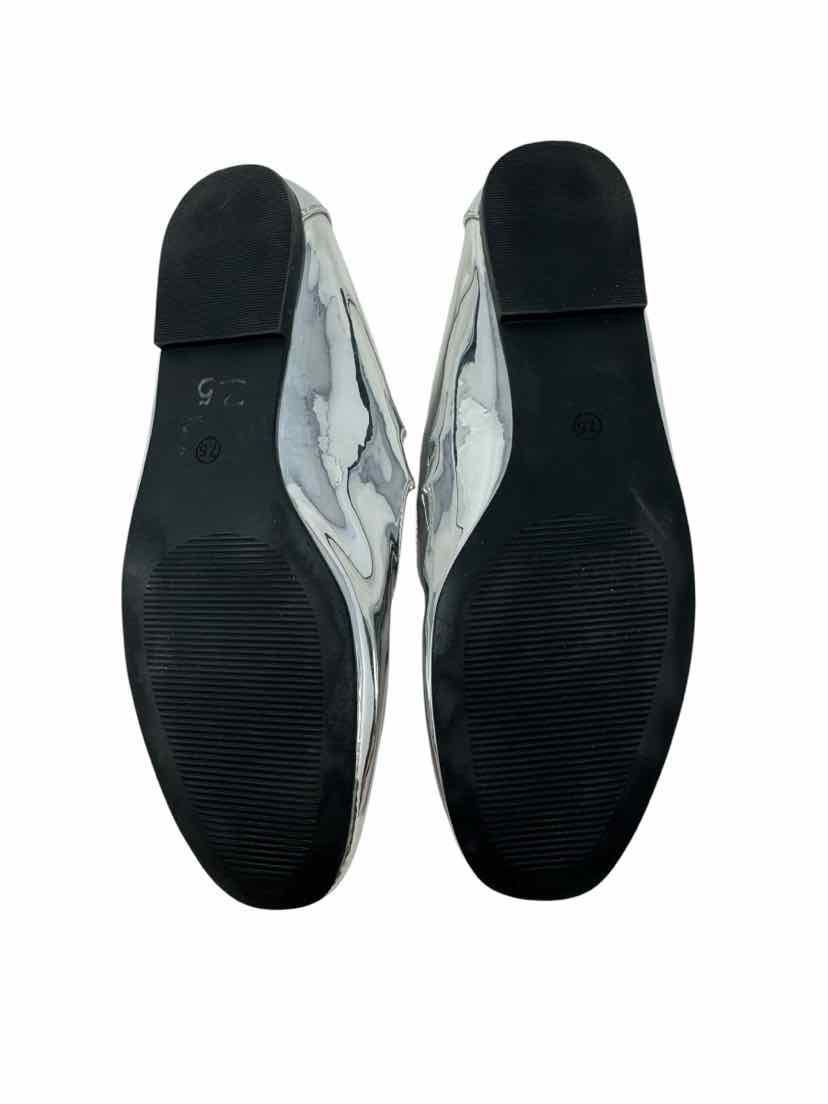 Shoe Size 7.5 Steve Madden Silver Flats