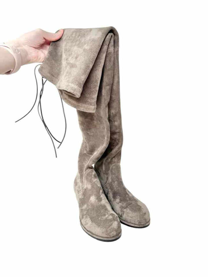 Shoe Size 8 Gray Boots