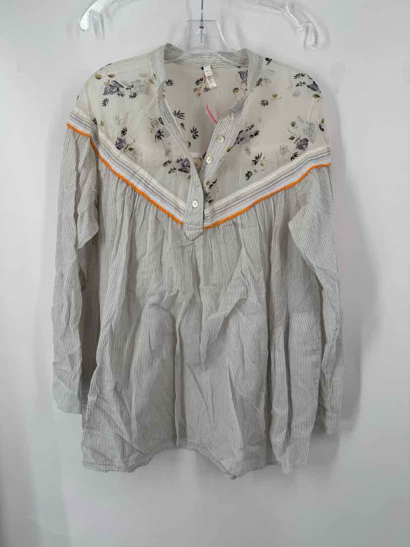 Size XS FREE PEOPLE Gray Shirt