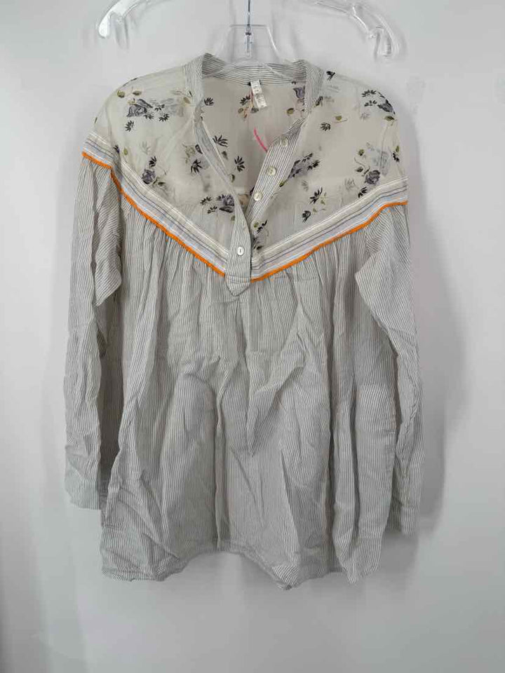 Size XS FREE PEOPLE Gray Shirt