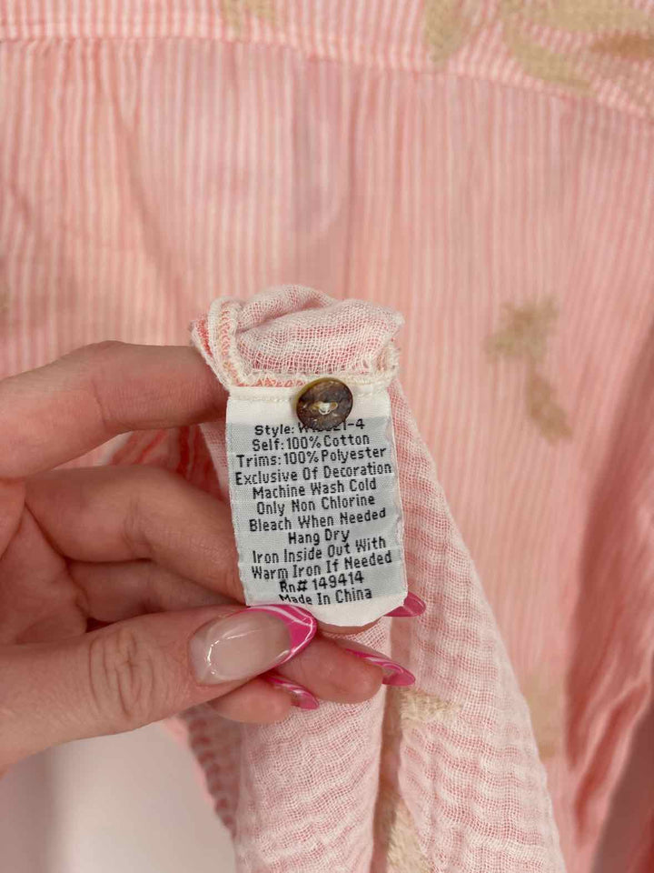 Size L Johnny Was PINK PRINT Shirt