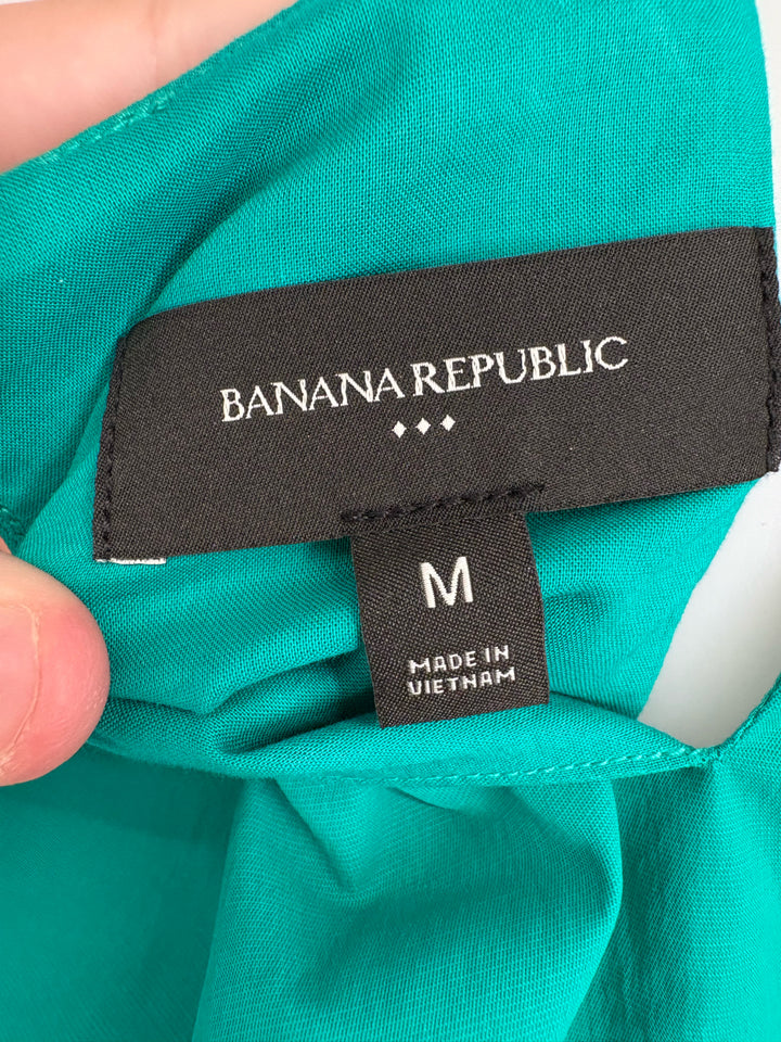 Size M Banana Republic Green Shirt