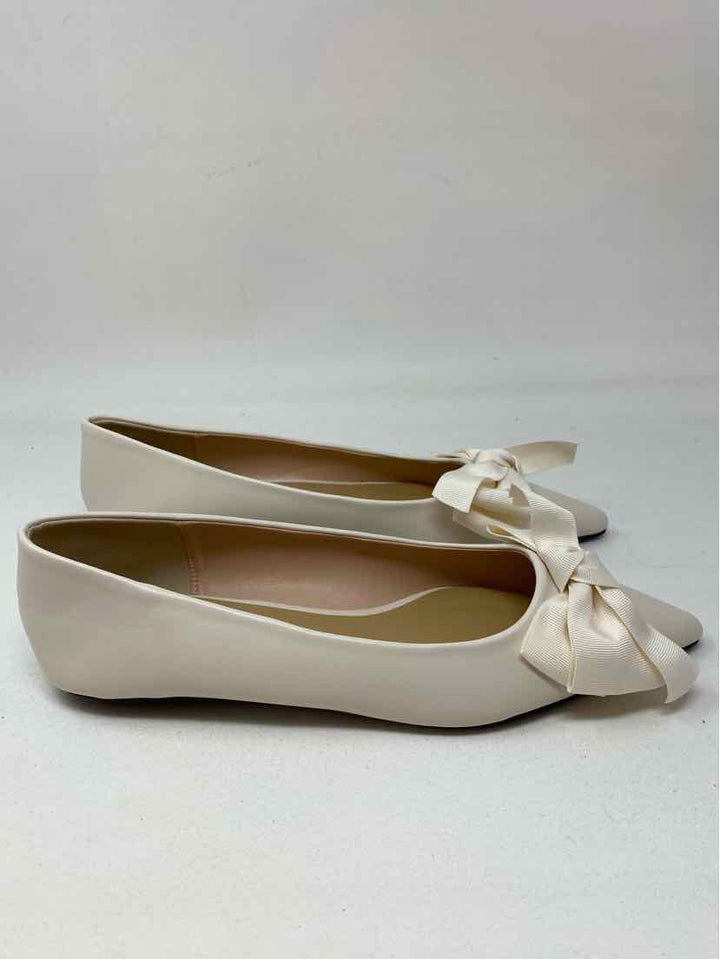 Shoe Size 38 Ivory Flats