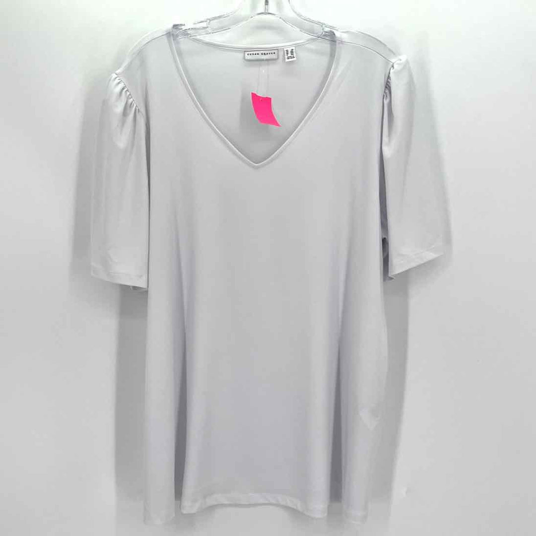 Size 2X SUSAN GRAVER White Shirt