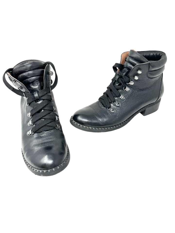 Shoe Size 9.5 GENTLE SOULS Black Boots