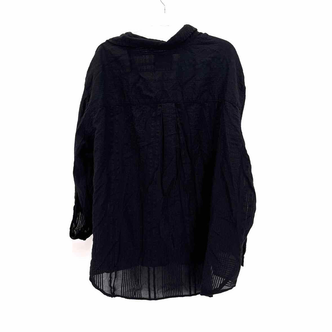 Size XL Black Shirt