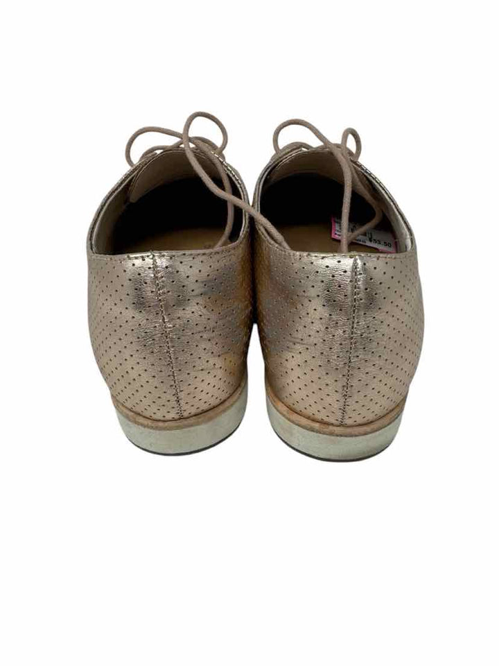 Shoe Size 8 Gold Leather Flats