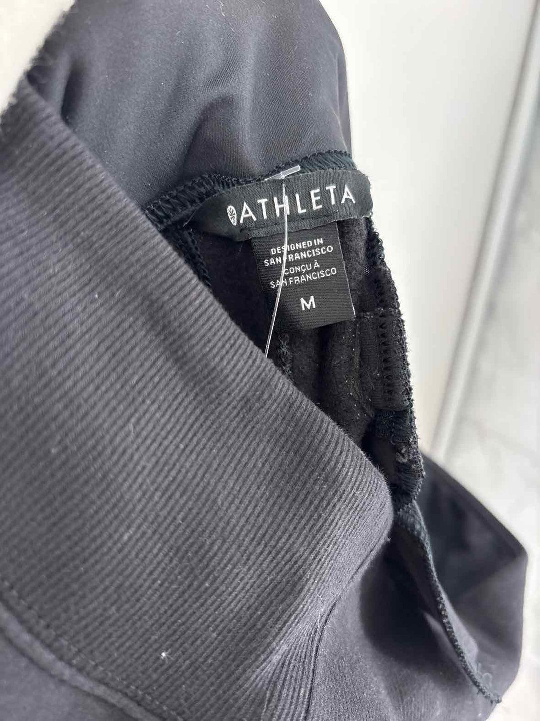 Size M Athleta Black Pants