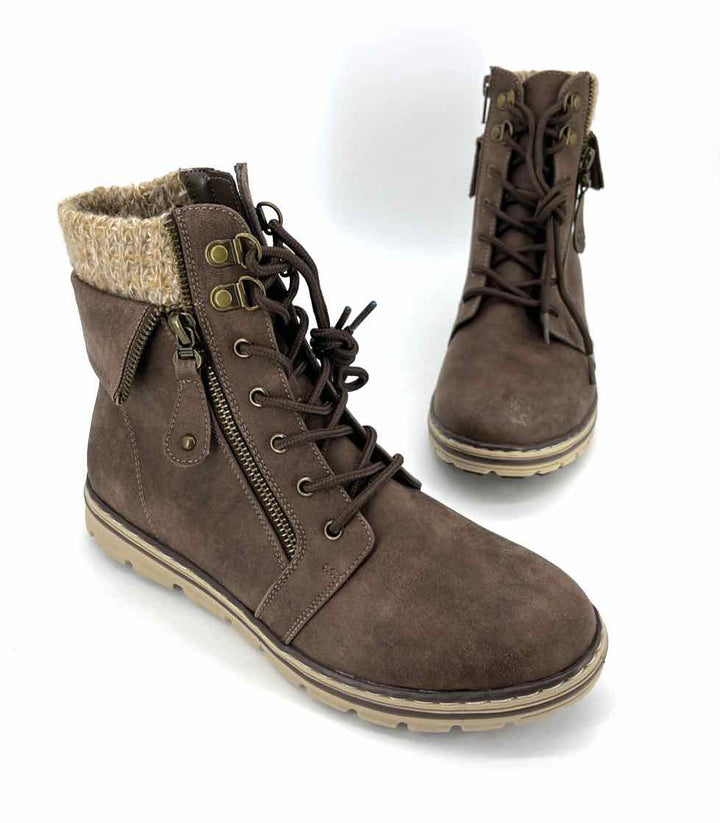 Shoe Size 7.5 Brown Boots