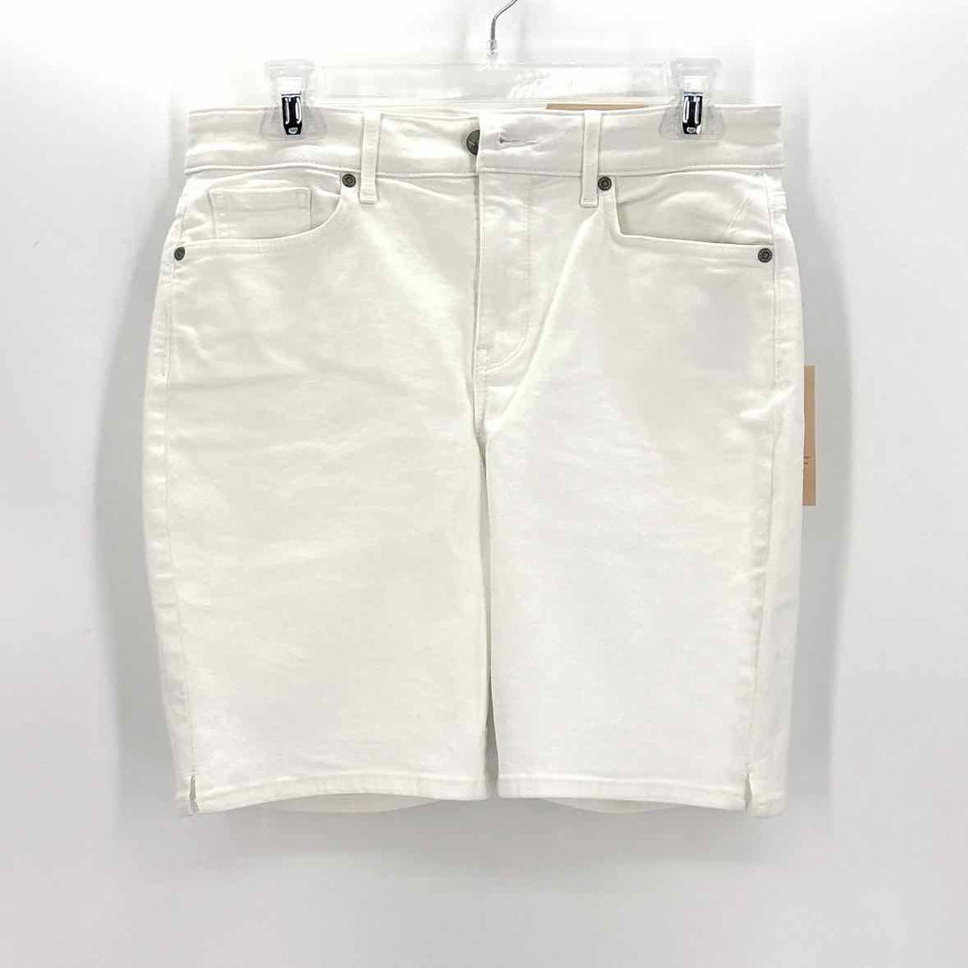 Size 8 NMDJ White Shorts