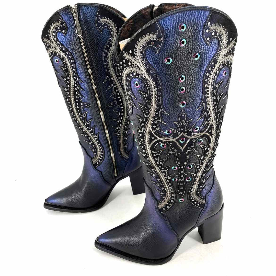 Shoe Size 9.5 Black Leather Boots