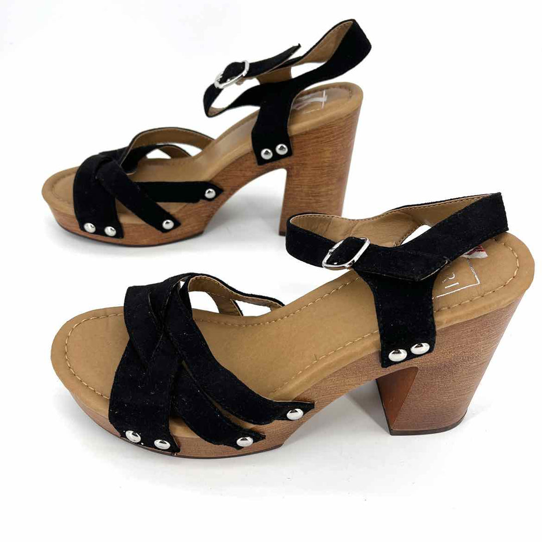Shoe Size 8.5 KAARI Black Sandals