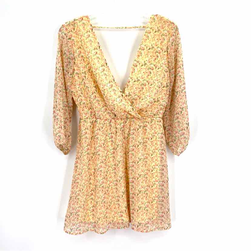 Size M Yellow Dress