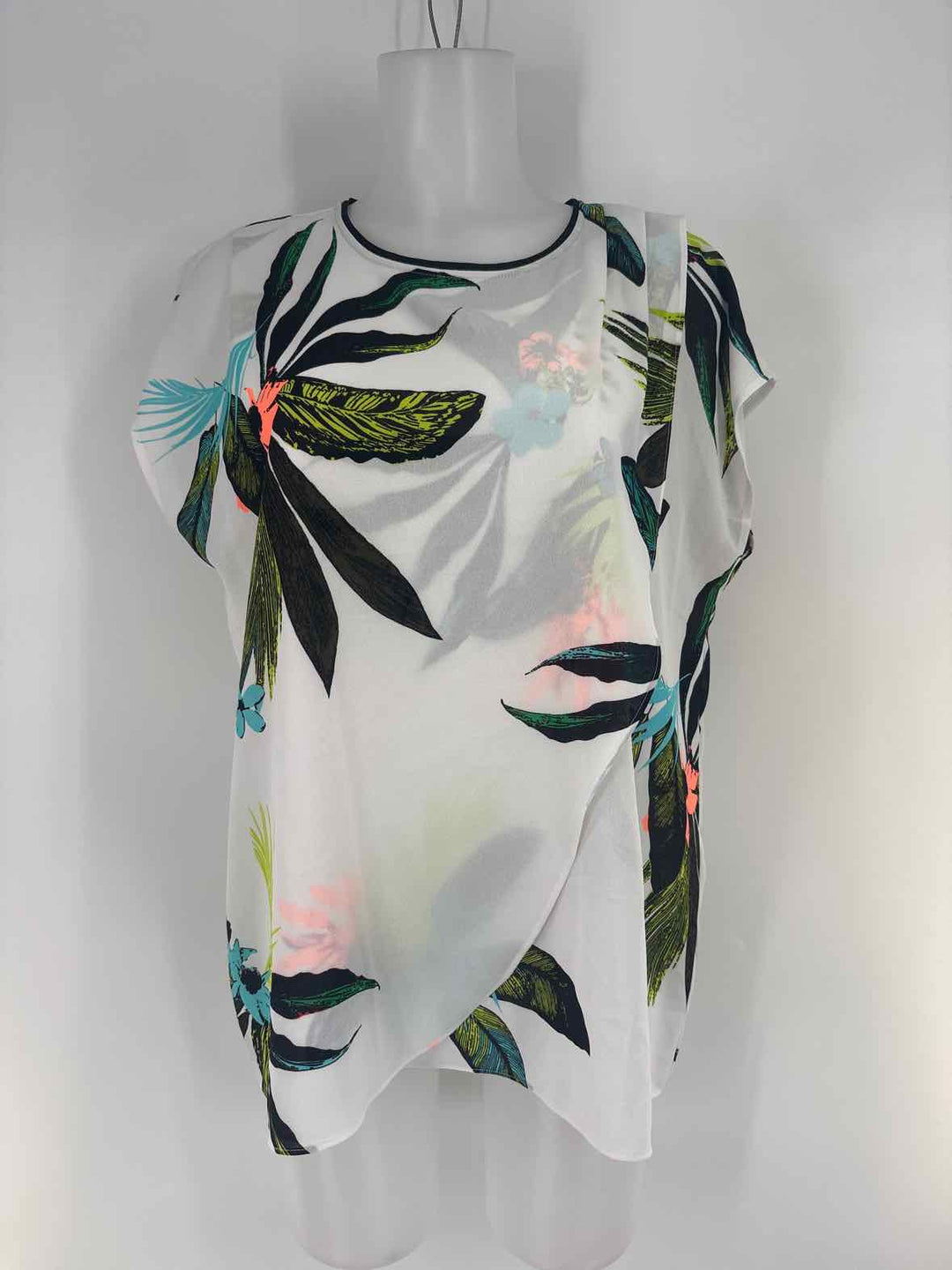Size L LIZ CLAIBORNE White Print Shirt