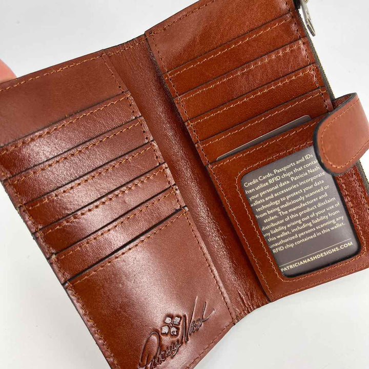 PATRICIA NASH Wallet