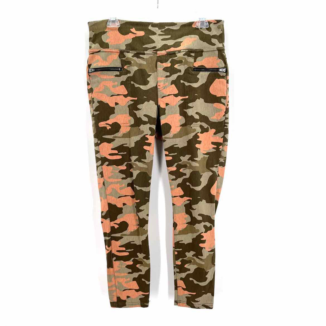 Size L HUE Olive Pants