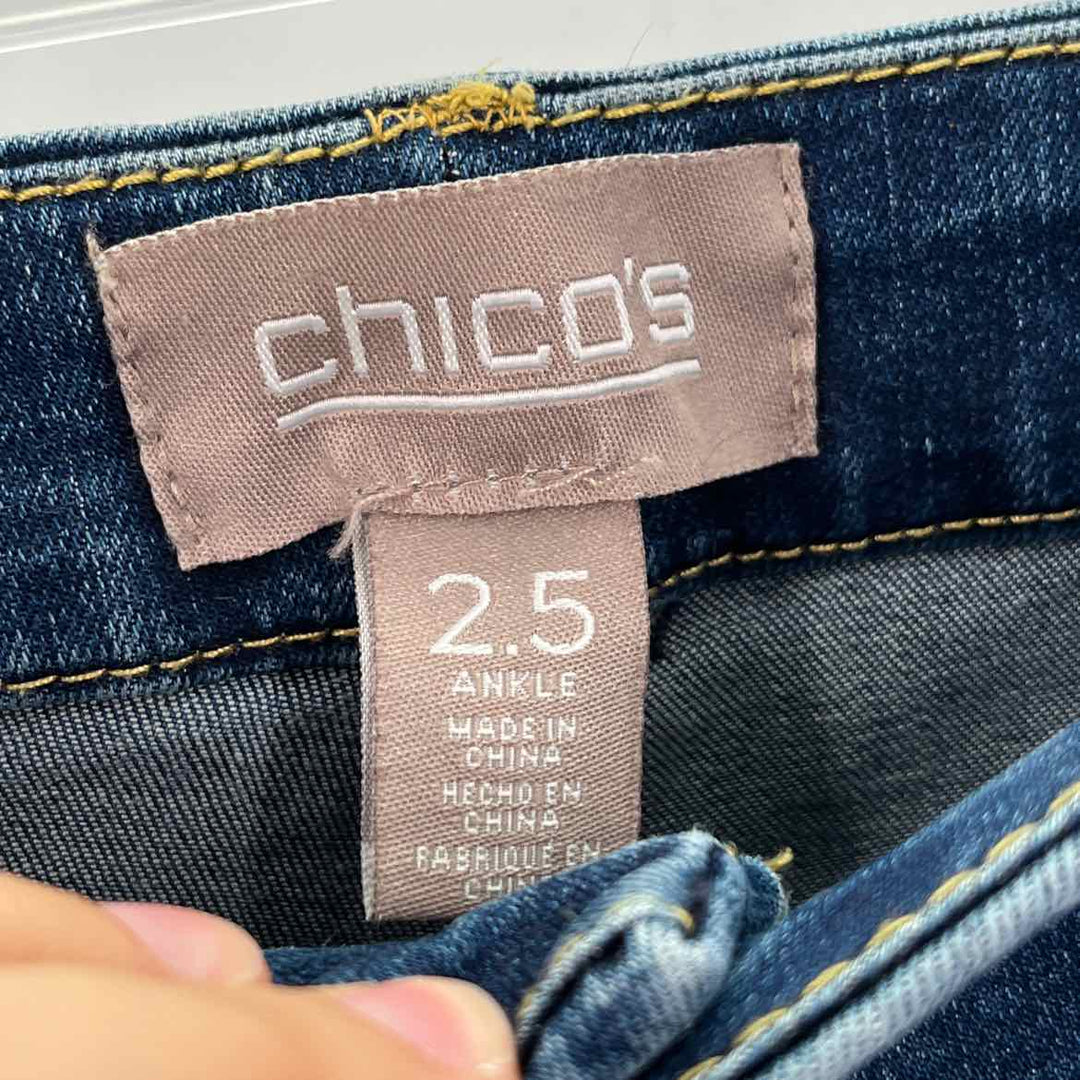 Size L/XL Chico's Blue Denim Jeans