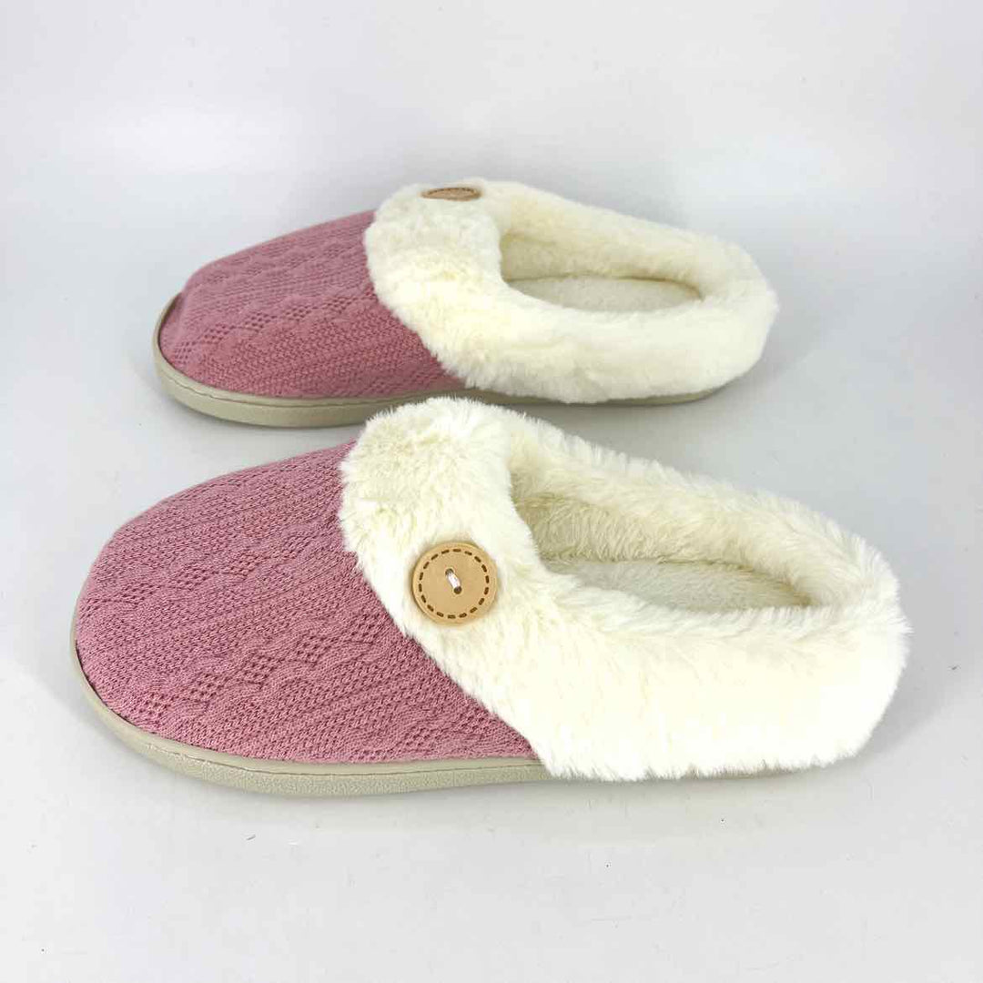 Shoe Size 7 Pink Knit Faux Fur Slippers
