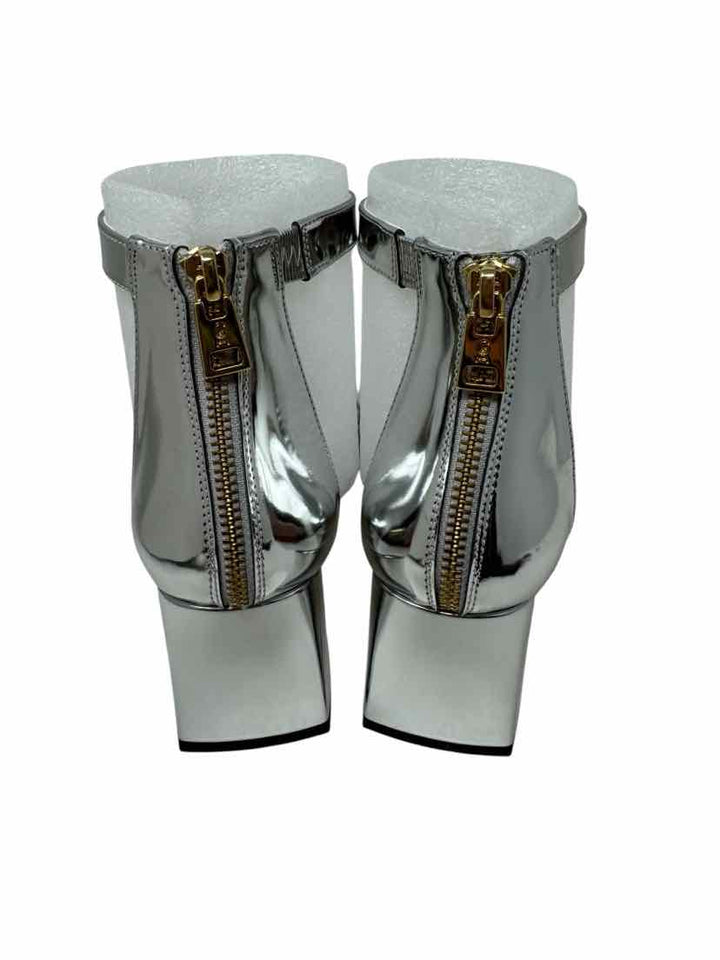 Shoe Size 10.5 GOOD AMERICAN Silver Sandals