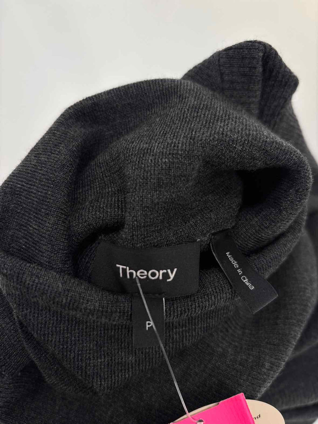 Size Petite THEORY Gray Knit Shirt