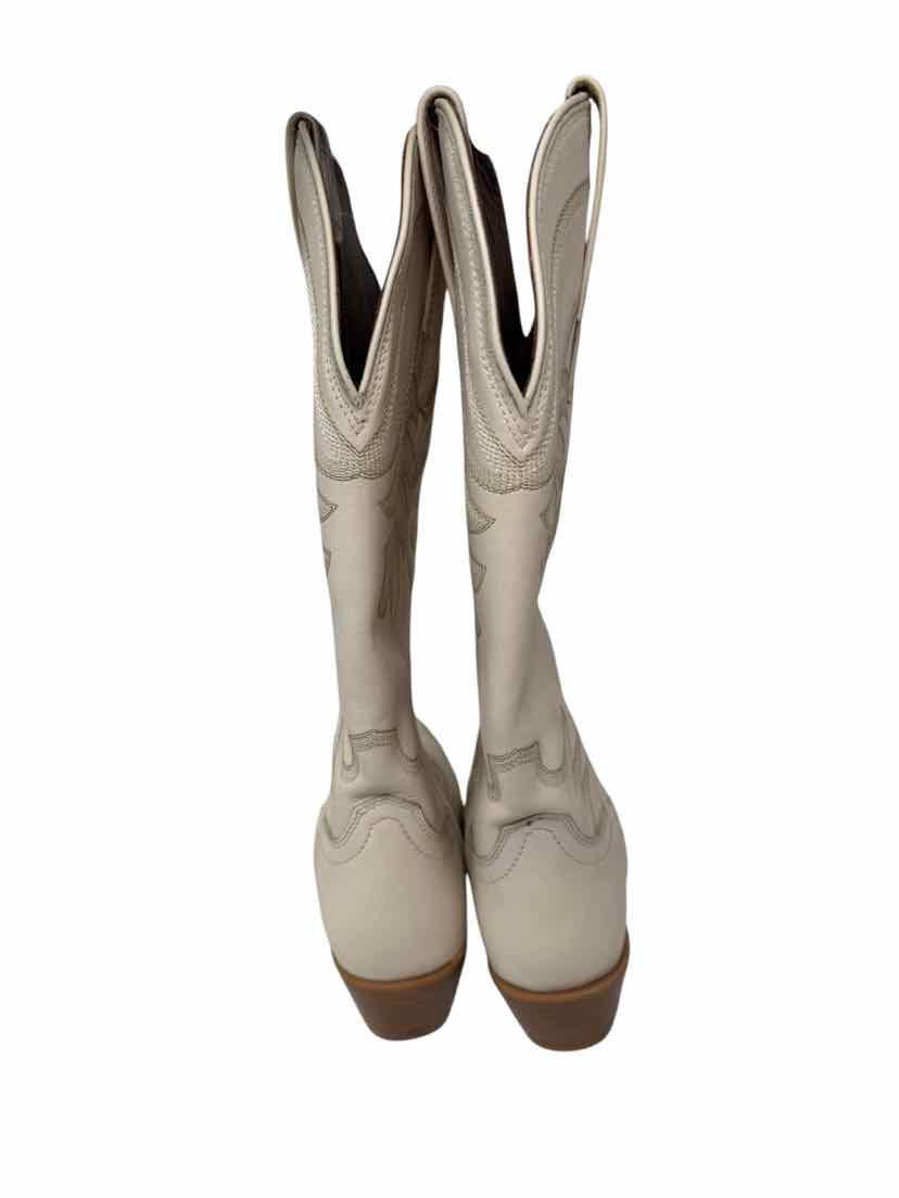 Shoe Size 7 Beige Boots