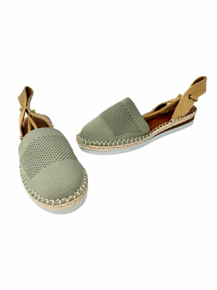 Shoe Size 7.5 CROWN VINTAGE Green Sandals