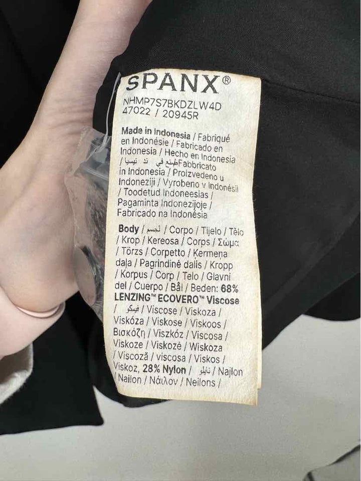 Size M SPANX Black Blazer