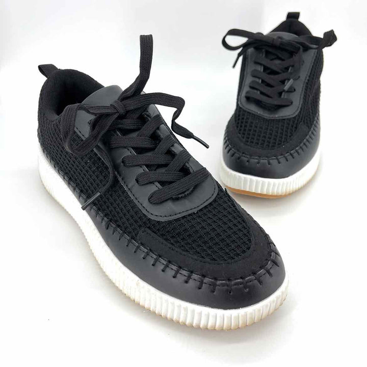 Shoe Size 8.5 Black Knit Sneakers