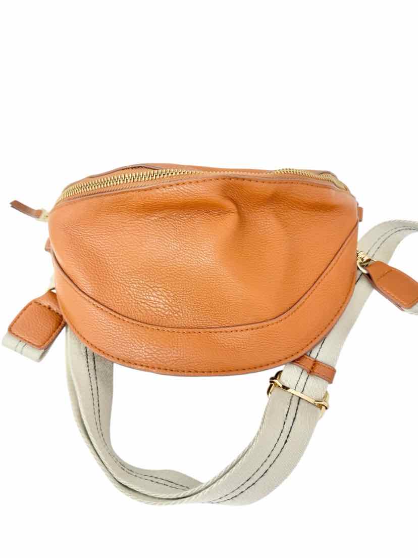 UNIVERSAL STANDARD Purse