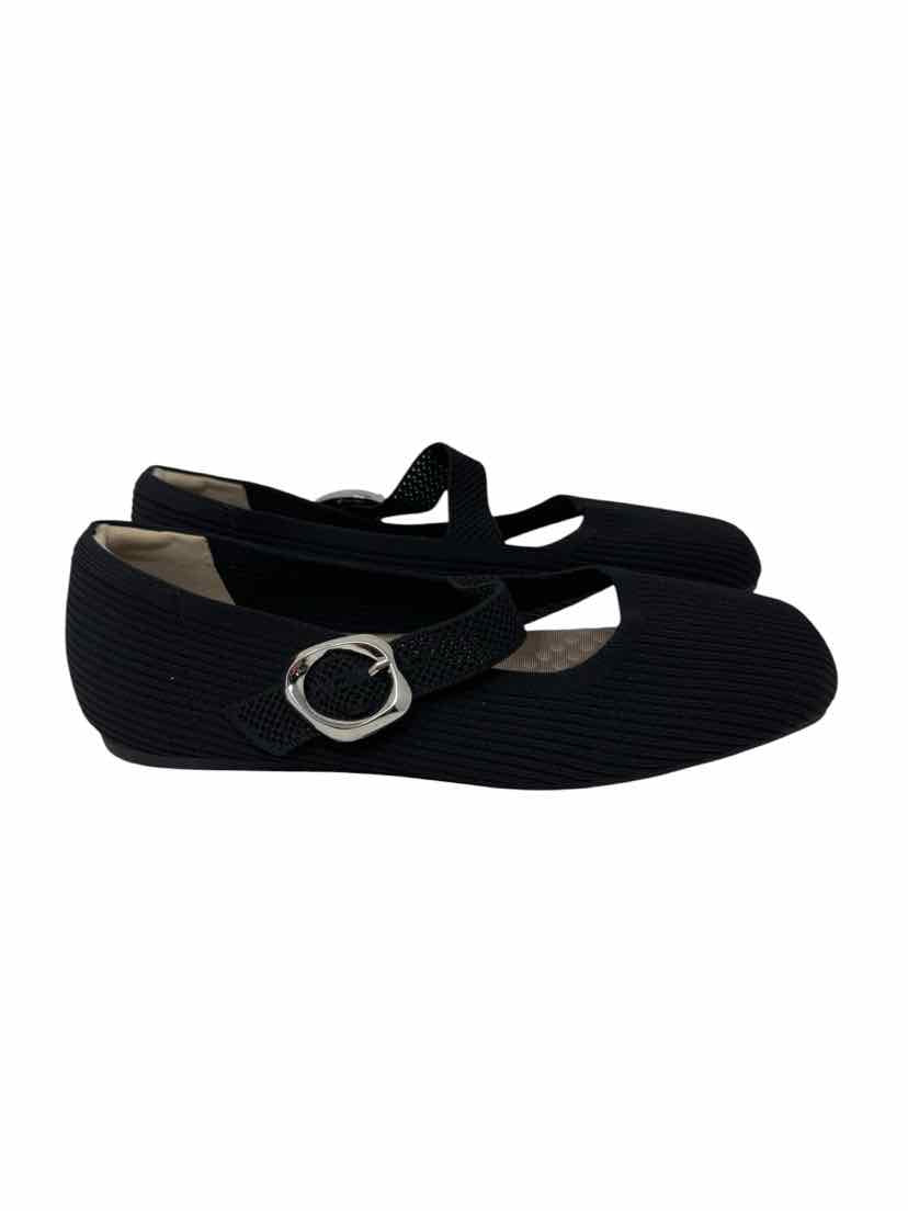 Shoe Size 38 Black Flats