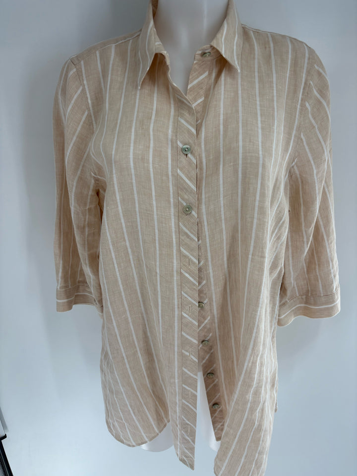 Size L Chico's Tan Shirt