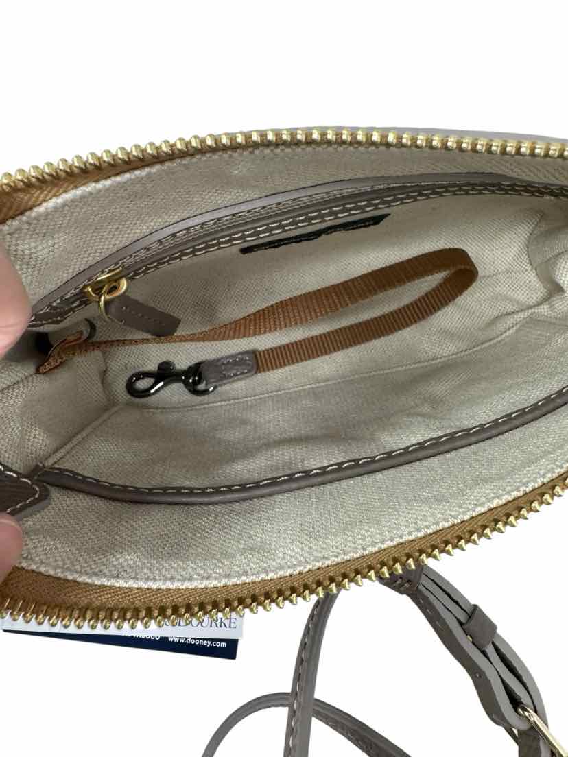 Dooney & Bourke Purse