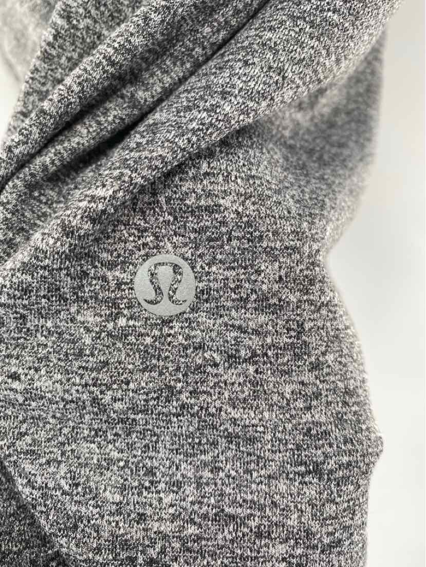 Size M Lululemon Gray Shirt
