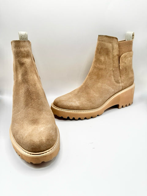 Shoe Size 8 Dolce Vita Tan Suede Boots