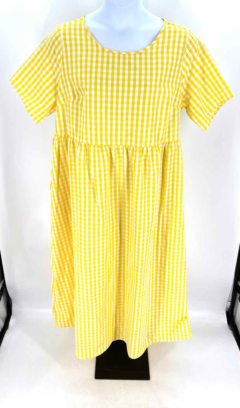 Size 2X EMERY ROSE Yellow Print Dress