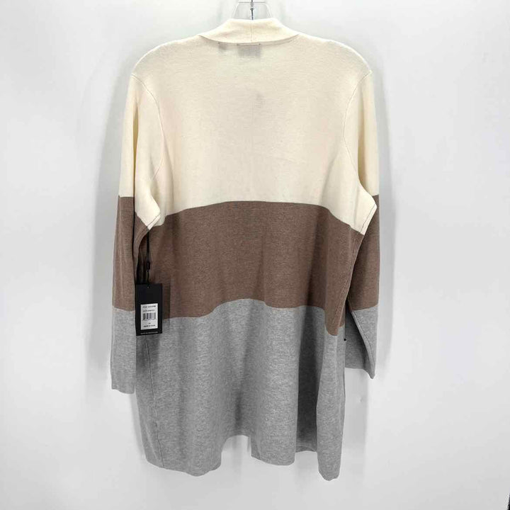 Size 1X CYRUS Ivory Sweater