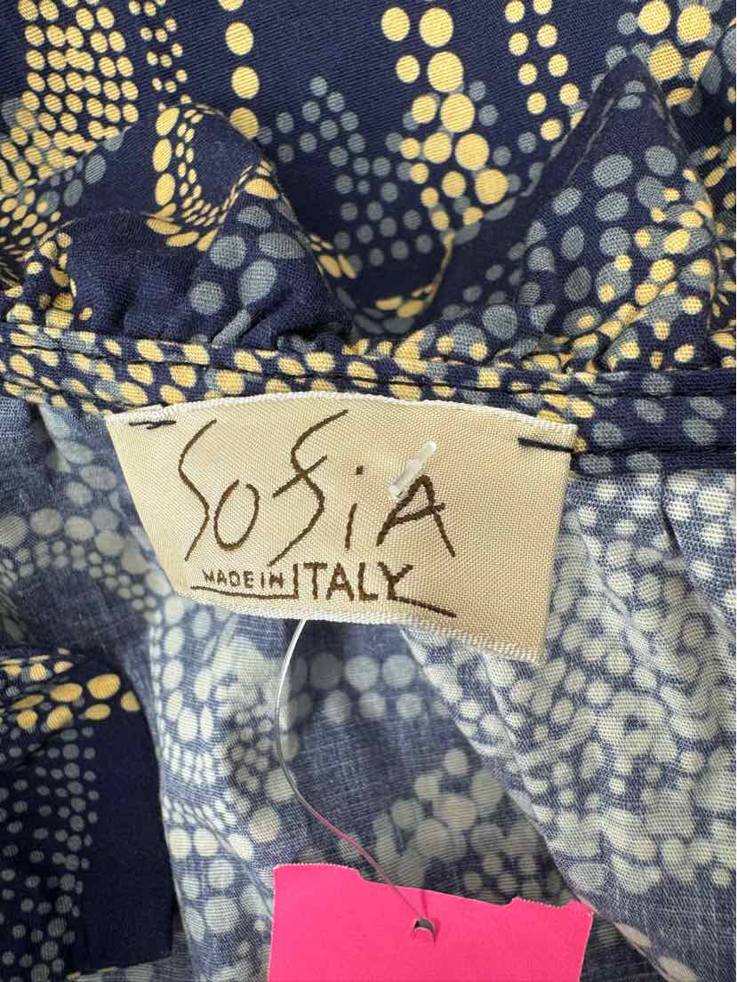 Size M Navy Shirt