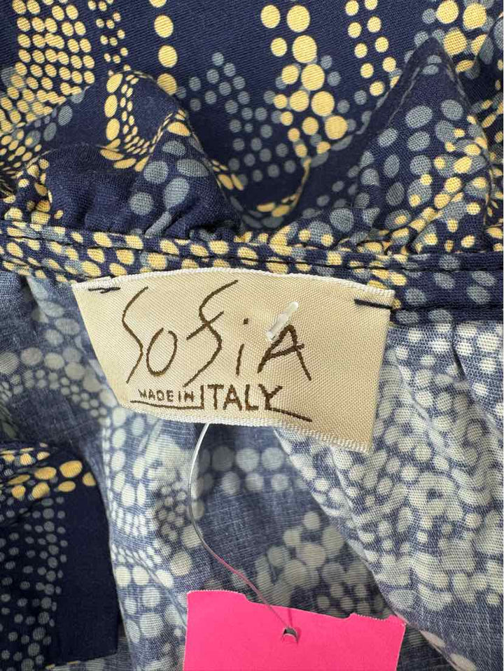 Size M Navy Shirt