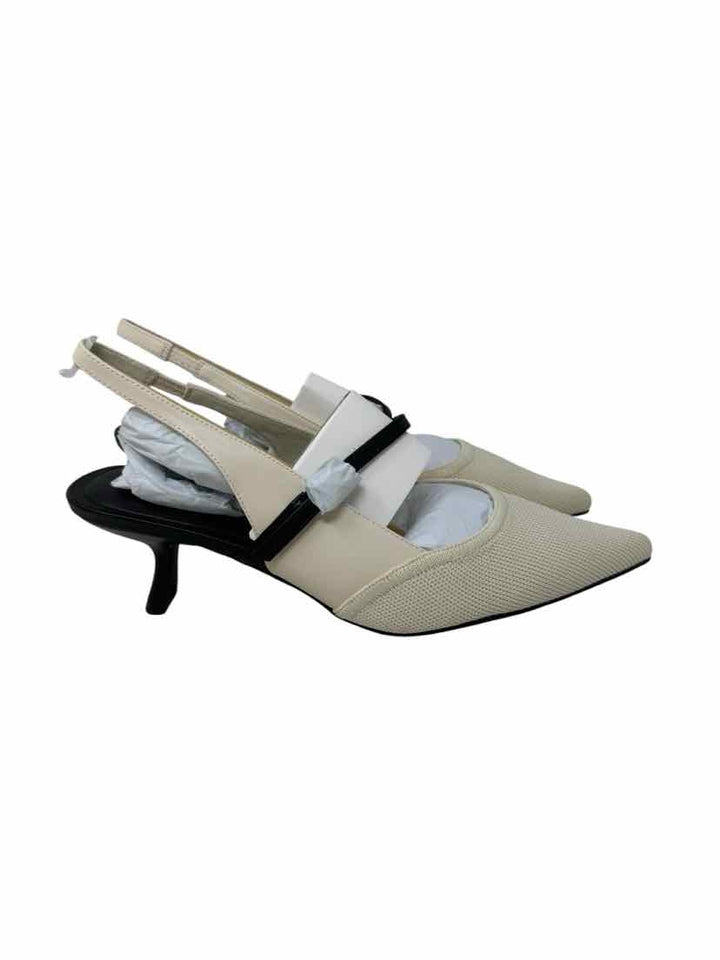 Shoe Size 8.5 Ivory Pumps