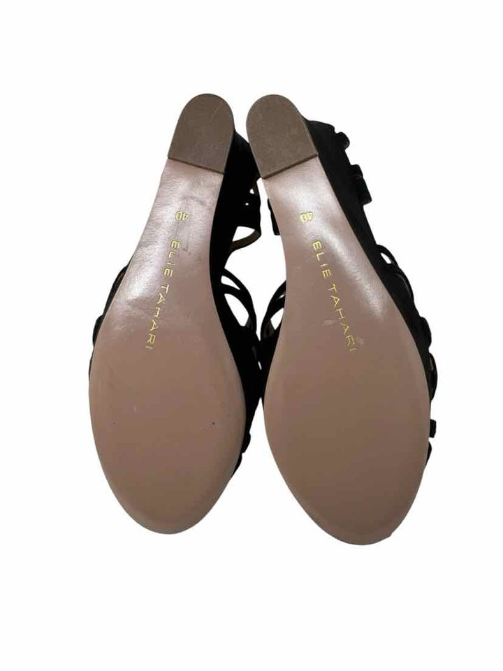 Shoe Size 40 TAHARI Black Suede Sandals