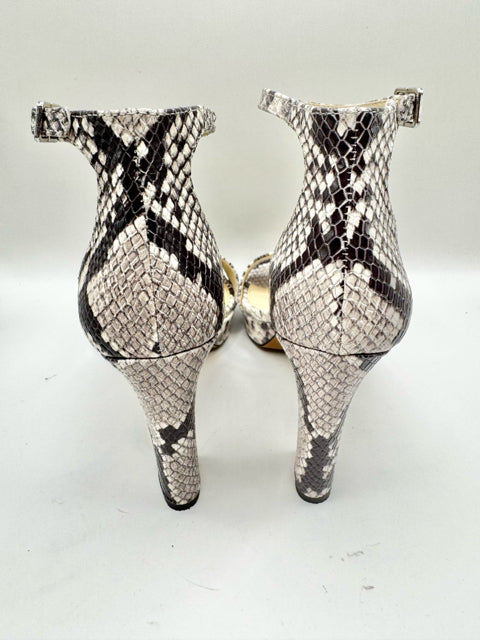 Shoe Size 7 Vince Camuto Black Pumps
